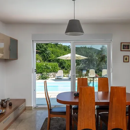 In With Seaview, Balcony, Air Condition, Wifi Vakantiehuis *