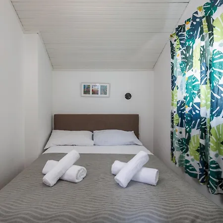 In With Seaview, Balcony, Air Condition, Wifi Vakantiehuis *