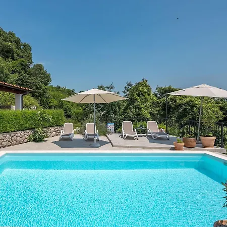 Vakantiehuis In With Seaview, Balcony, Air Condition, Wifi *