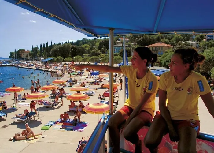 In With Seaview, Balcony, Air Condition, Wifi * Ičići
