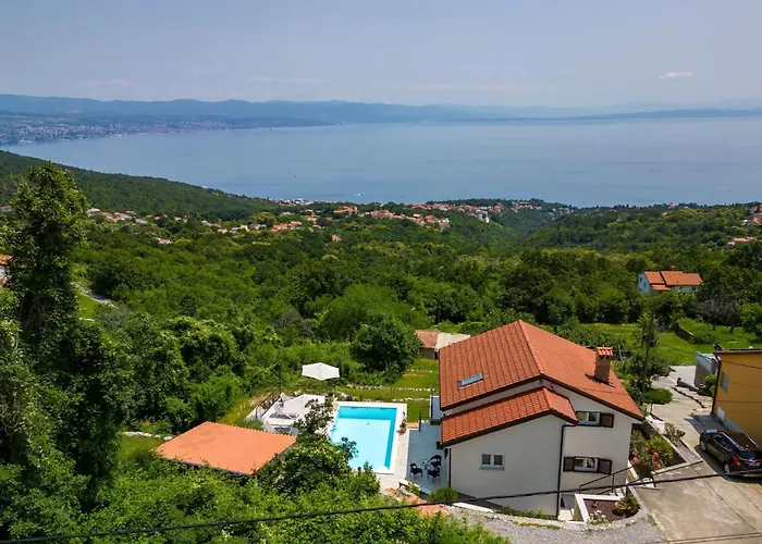 Semesterbostad In With Seaview, Balcony, Air Condition, Wifi Ičići
