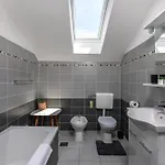度假居 In With Seaview, Balcony, Air Condition, Wifi *